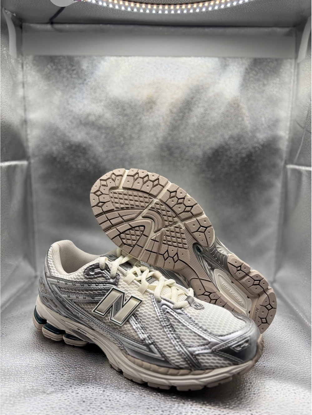 New balance 1906r sliver metallic sea salt